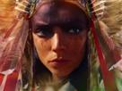 anya-taylor-joy-navajos-natif-native-americain-amerique-du-nord-autochtone-indien-plume