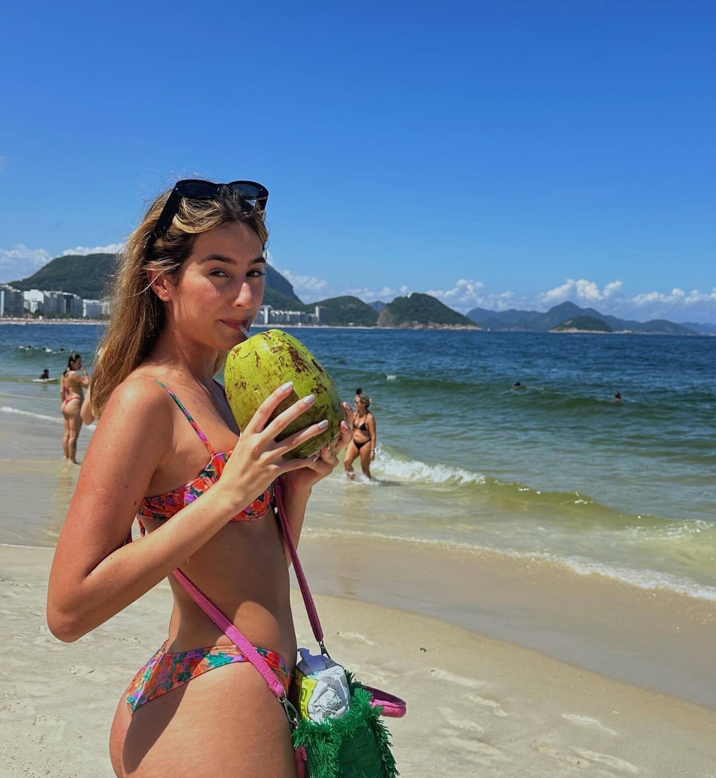 femme meuf fille coco bresil