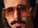 dabeull-clin-oeil-moustache-lunettes