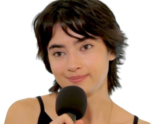 sara montpetit actrice quebecoise fille quebec canada canadienne vampire humaniste cherche suicidaire consentant micro interview