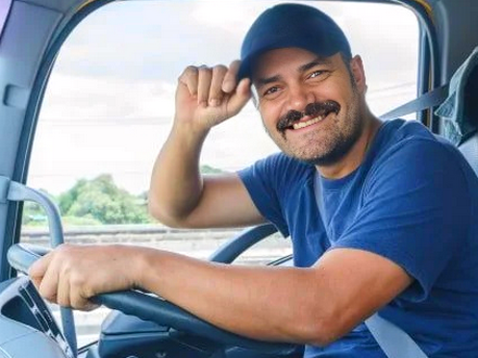 volant pilote simulator camion routier semi rire ets lourd poids truck risitas permis chauffeur