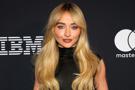 sabrina-carpenter-femme-meuf-fille-10-blonde