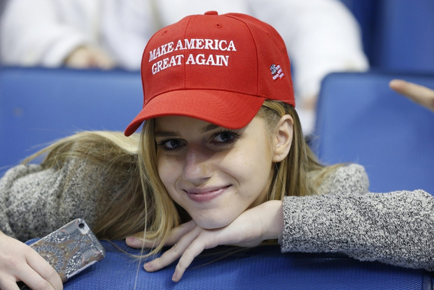 femme meuf fille maga usa amerique trump election