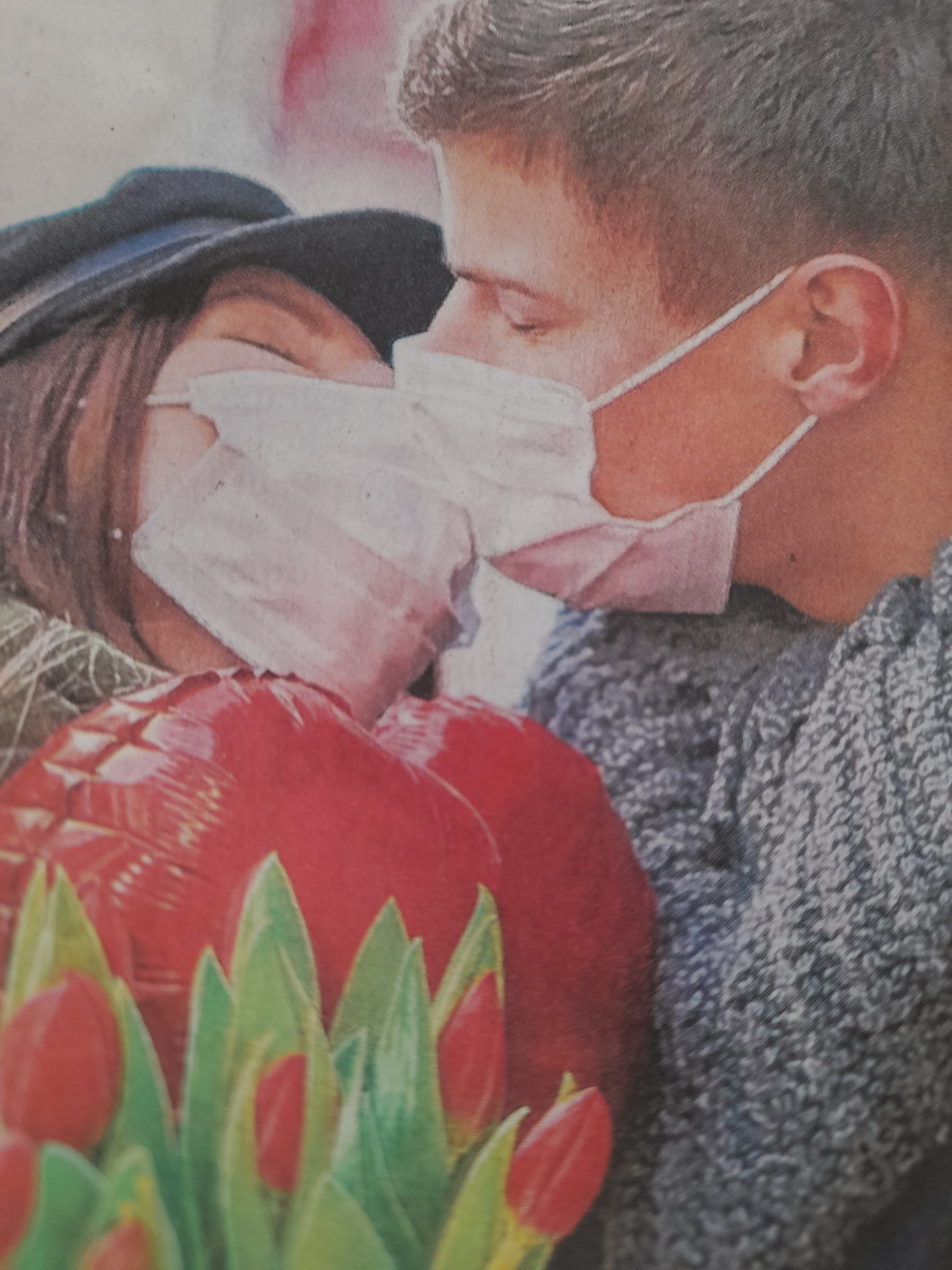Sticker covid 19 2020 dystopie protection golem pnj peur virus malade plastique masque grippe vaccin pfizer par 010001100100111