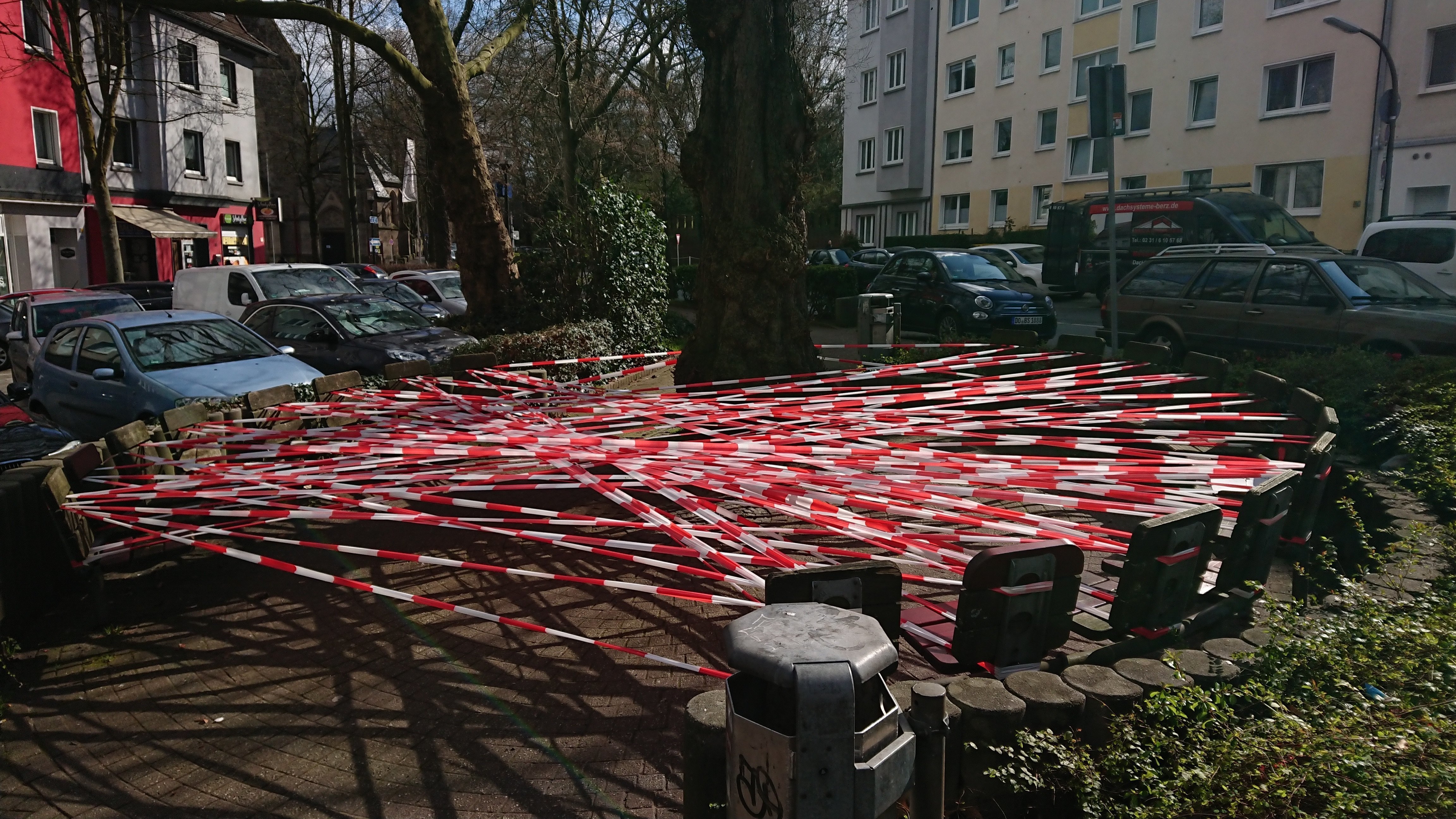 covid 19 virus 2020 dystopie protection golem pnj peur malade plastique masque grippe vaccin pfizer