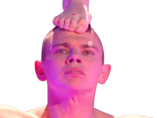 m6u khey feet pied meuf cle pietine