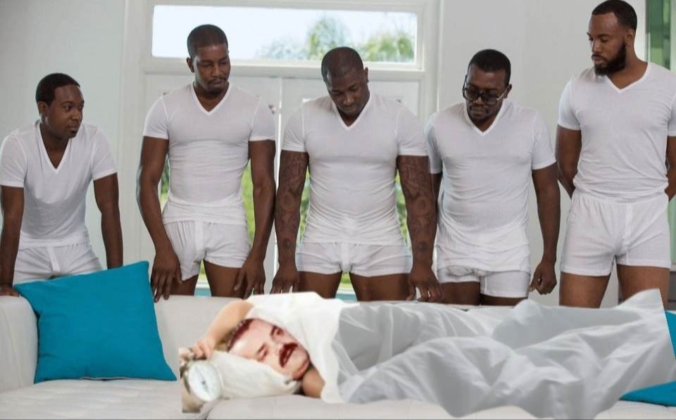 risitas blacked negro cuck reveil gauchiste lfi migrant dort lit partouze gangbang