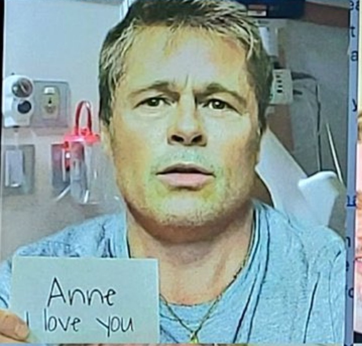 brad pitt brouteur scam arnaque low qi femme meuf fille 800k africain noir acteur usa