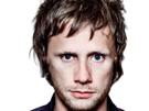 dominic-dom-howard-batteur-muse-rock-musicien-compositeur-britannique-blond