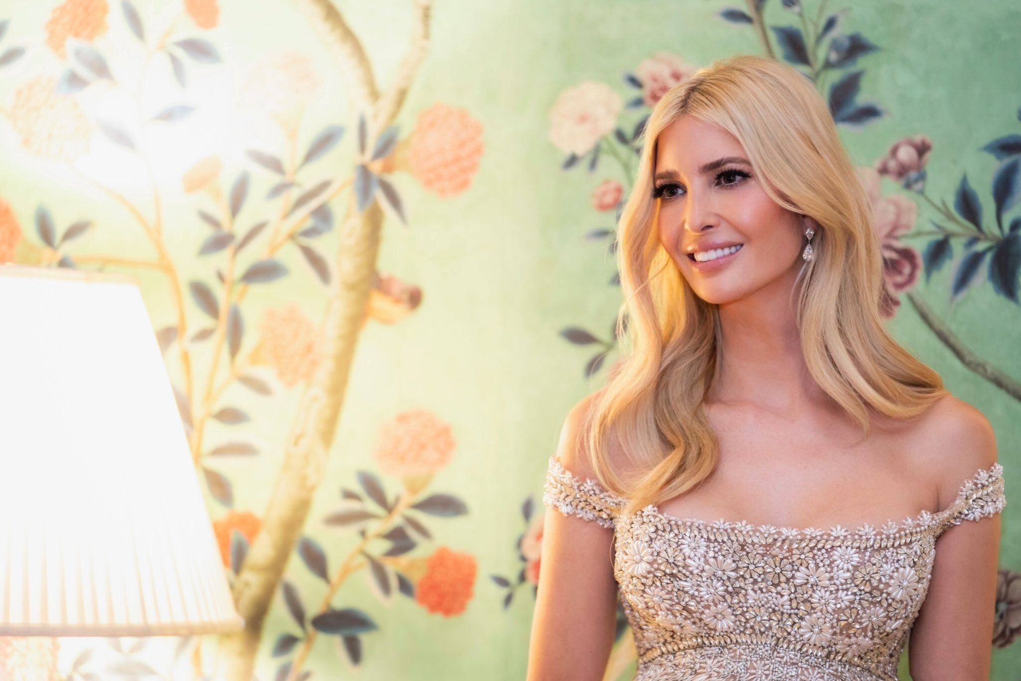 ivanka trump usa amerique femme meuf fille blonde milf