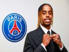 bradley-barcola-psg-paris-saint-germain-france-costar-cravate-classe-elegant-style-beau-gosse