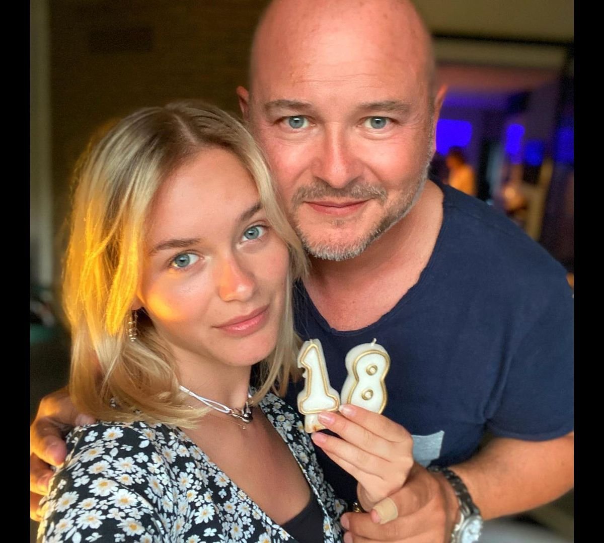 cauet fille femme meuf teen