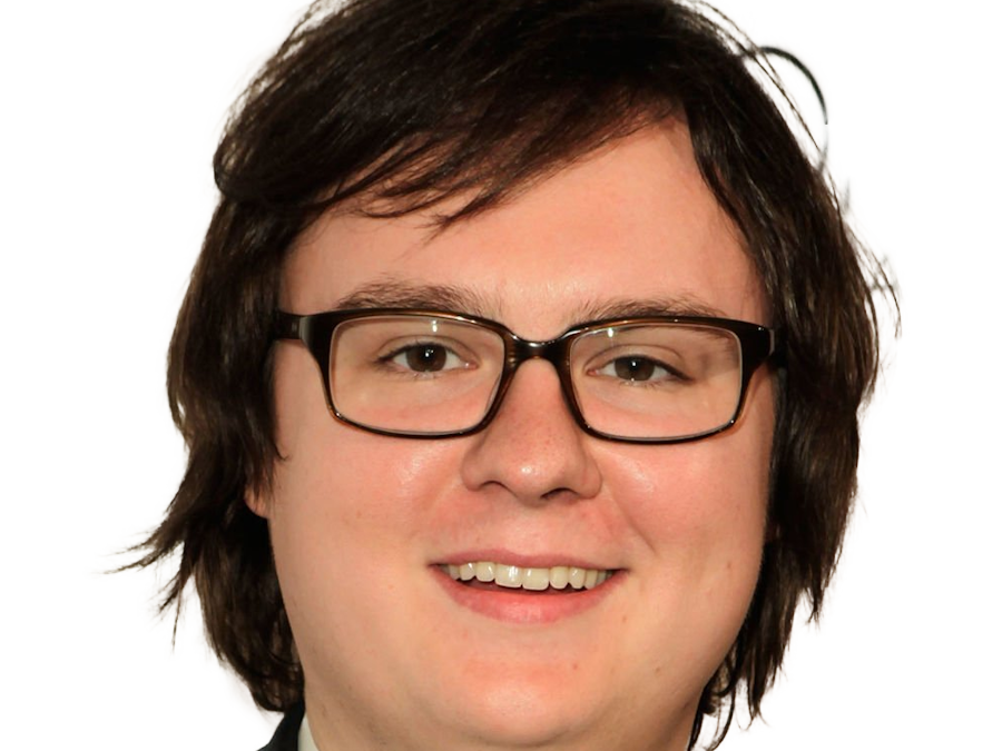clark duke acteur homme americain realisateur scenariste lunettes kick ass the office