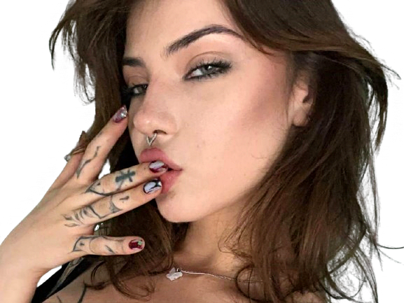 fille modele tatouage tattoo domina regard coquine maline badass