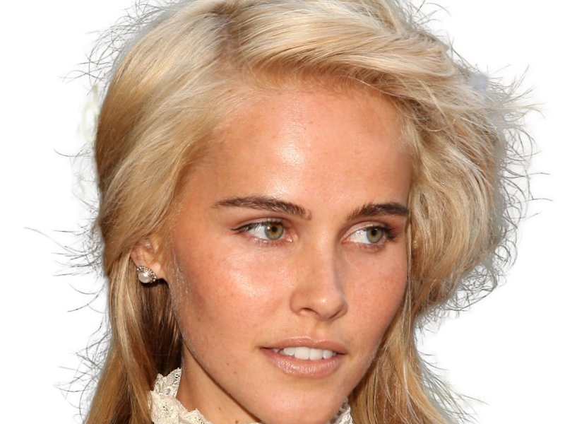 isabel lucas actrice australienne femme blonde yeux verts jolie beaute canon