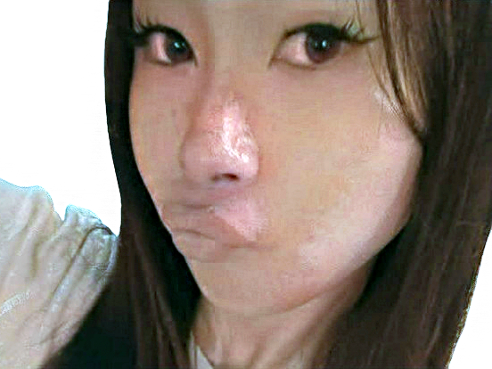 jade hallyday asiatique regard cute grimace mignonne