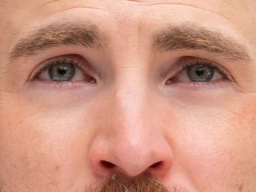 chris christopher robert evans acteur americain homme mec muscle bg populaire captain america marvel mcu