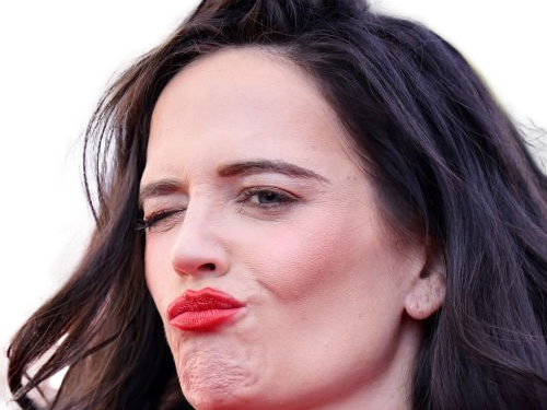 eva gaelle green actrice francaise femme fatale belle jolie yeux bleus noirs milf