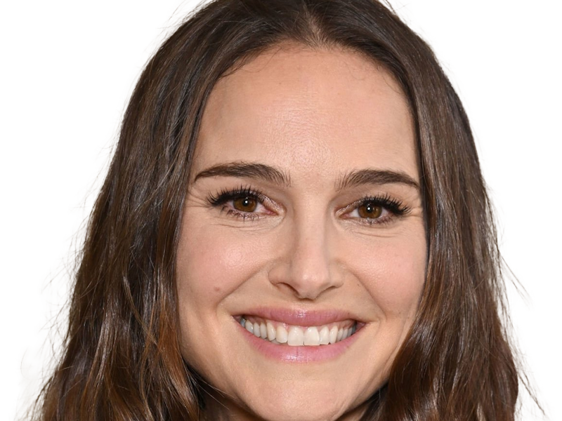 natalie portman hershlag actrice productrice realisatrice israelienne americaine brune quadragenaire quarantenaire femme yeux marrons