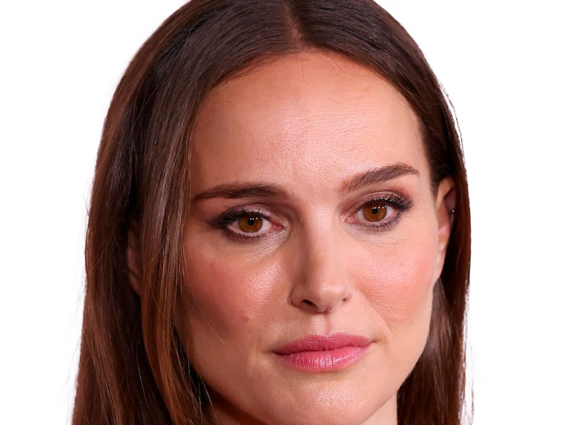 natalie portman hershlag actrice productrice realisatrice israelienne americaine brune quadragenaire quarantenaire femme yeux marrons
