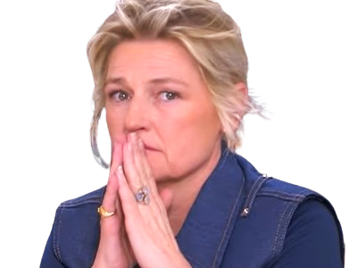 anne elizabeth elisabeth cavous france5 journaliste pleure triste choque abasourdi larmes decontenance lemoine