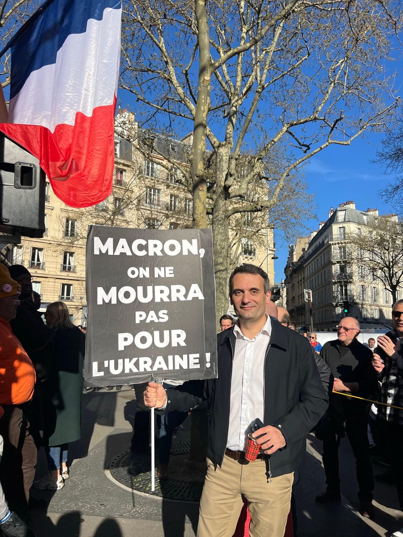 florian philippot macron mourrir ukraine covid vaccin complot boucle guerre sms ursula