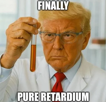 idiot-trump-retardium