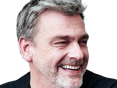 ray george raymond stevenson acteur britannique homme cinquantenaire cinquantaine