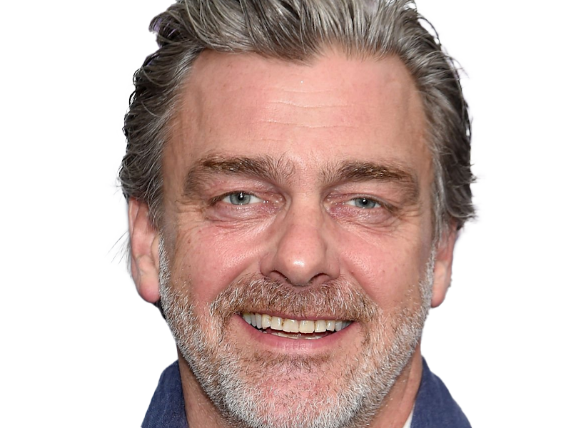 ray george raymond stevenson acteur britannique homme cinquantenaire cinquantaine