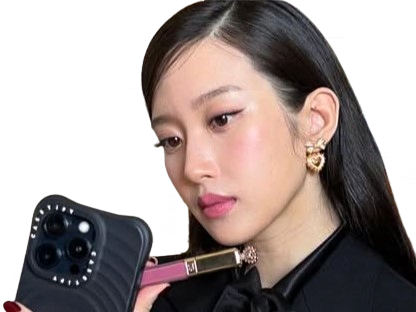 mun ka young coreenne actrice phone portable belle chic elegante