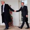 trump-qui-promene-macron-son-chien-humiliation-emmanuel-manu-bouffon
