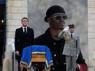 werenoi-pantheon-invalides-macron-ceremonie-militaire-hommage