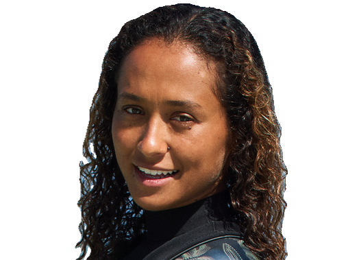 vahine fierro queen ultime tahiti tahitienne mana surf surfeuse 10 reine du monde connu polynesie