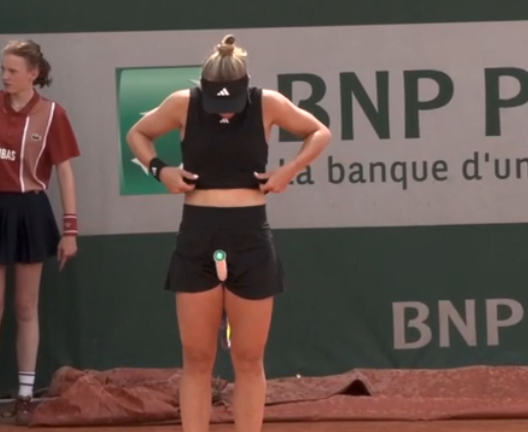 yulia starodubtseva tennis roland garros femme meuf fille gratte