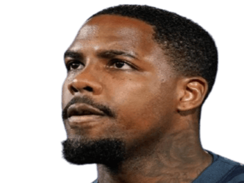 mike maignan gardien milan ac france regard perdu perplexe sceptique malaise reflexion think penser