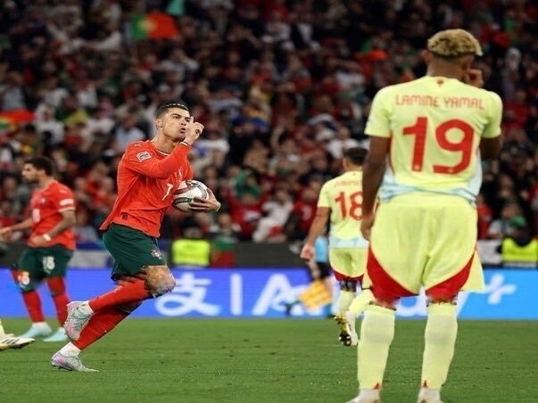 cristiano ronaldo cr7 lamine yamal portugal espagne domination maitre eleve victoire defaite humiliation chut