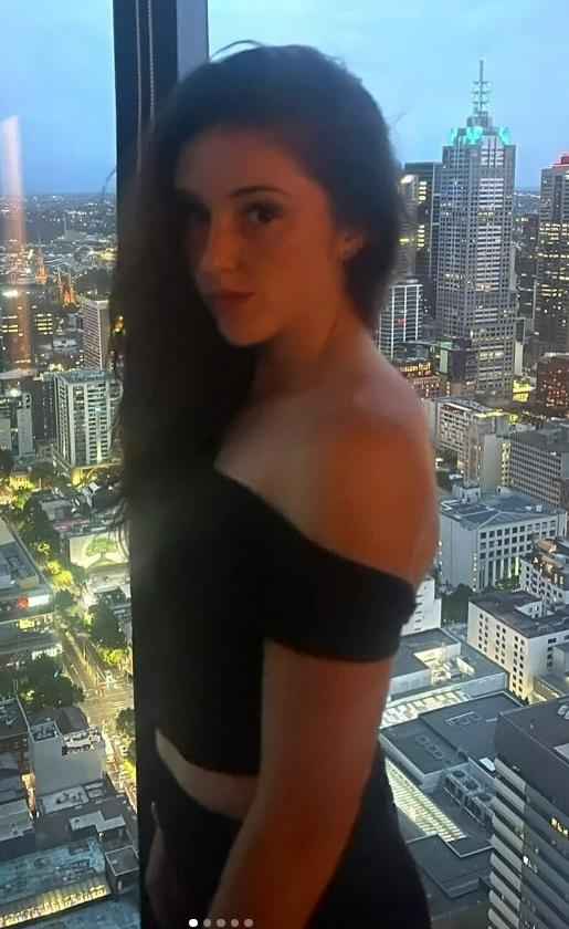 elsa jacquemot vamp teen