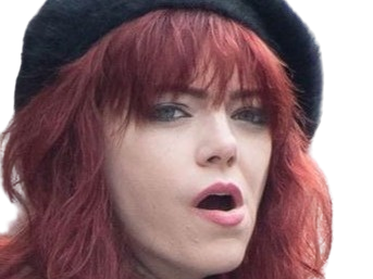 cruella estella enfer emma emily jean stone actrice productrice americaine rouge femme beret