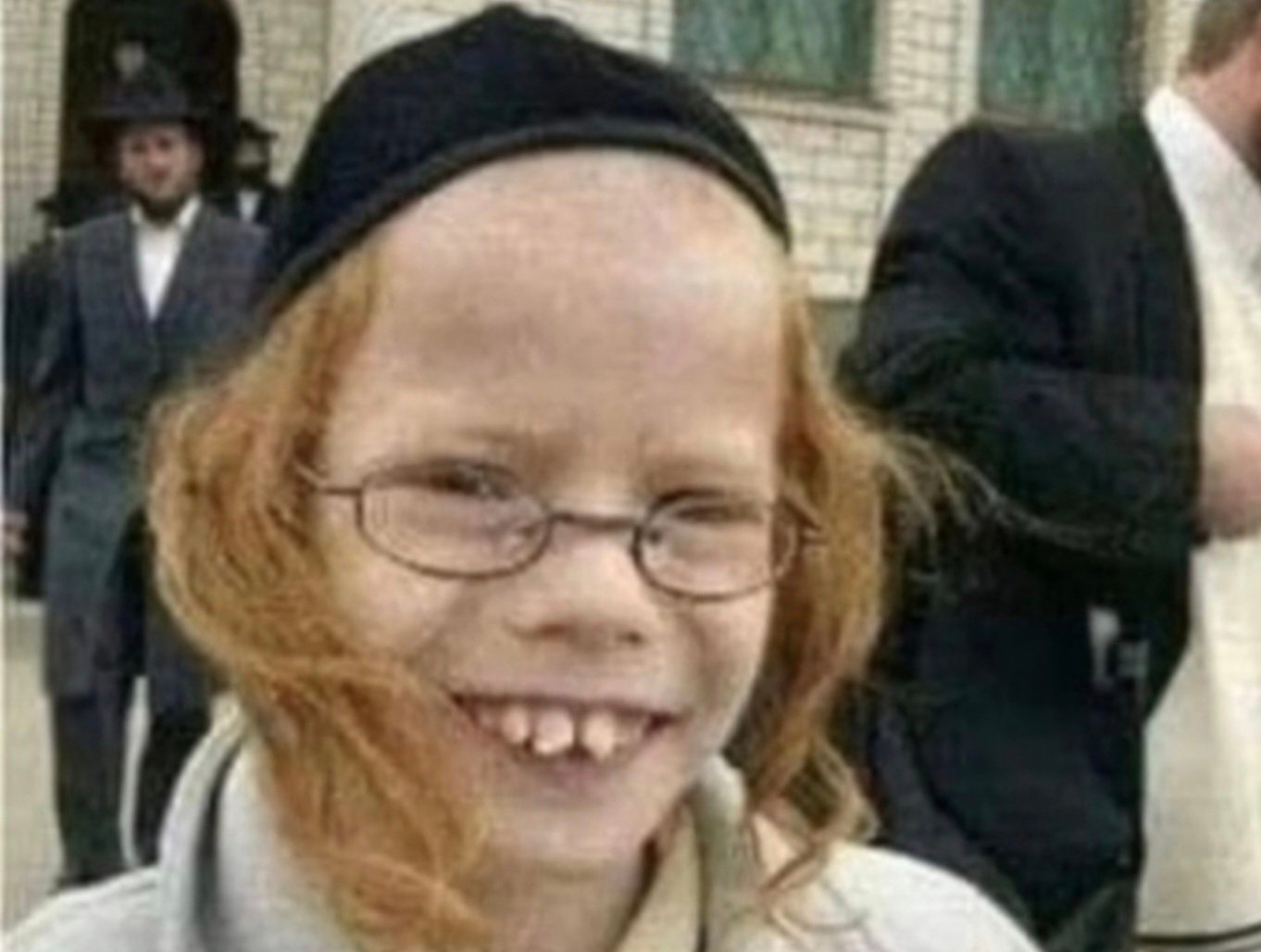 juif israel palestine iran shlomo rouflaquette kippa dent chicot lunettes roux moche khey front calvasse