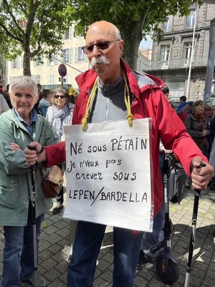 boomer boomeuse gauche petain le pen bardella droite extreme vieux socialiste gaucho calvasse mort