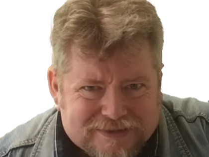 fabrice colson monsieur pichon acteur assistant realisateur youtubeur retro decouverte suisse homme cinquantenaire cinquantaine