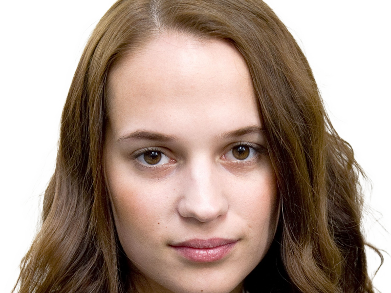 alicia amanda vikander actrice productrice suedoise femme brune yeux marrons vingtaine vingtenaire