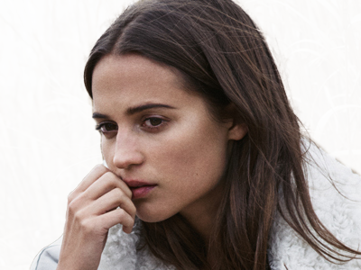 alicia amanda vikander actrice productrice suedoise femme brune yeux marrons vingtaine vingtenaire