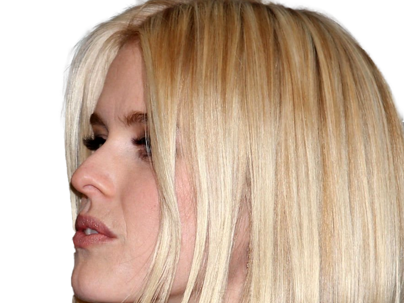 alice sophia eve actrice britannique anglaise americaine femme blonde heterochromie yeux vairons 2010s vingtaine vingtenaire