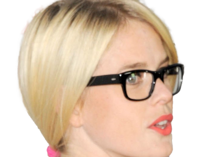 alice sophia eve actrice britannique anglaise americaine femme blonde heterochromie yeux vairons 2010s vingtaine vingtenaire