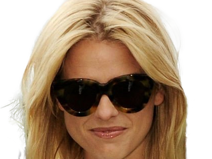 alice sophia eve actrice britannique anglaise americaine femme blonde heterochromie yeux vairons 2010s vingtaine vingtenaire