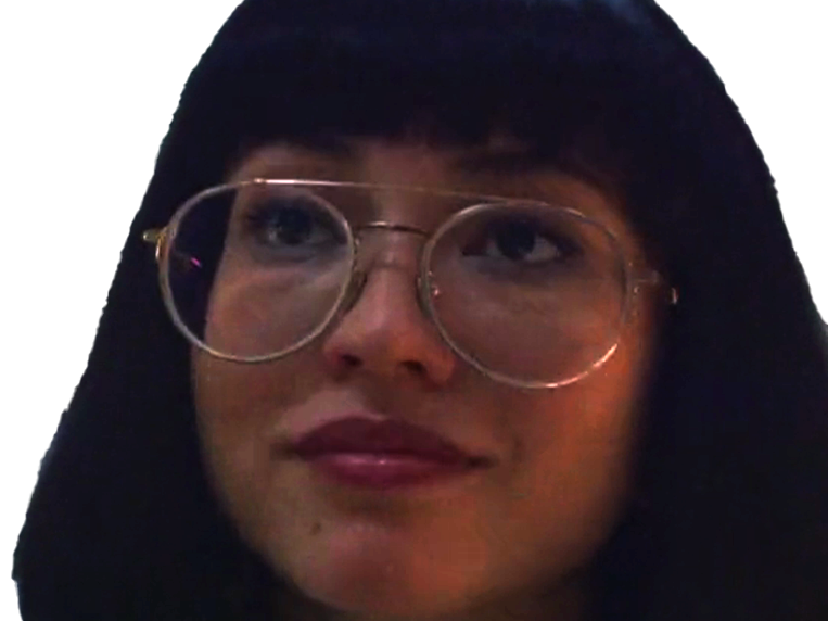 azumi fujita sonoya mizuno serie maniac anglaise britannique trentaine trentenaire femme brune asiatique japonaise cigarette