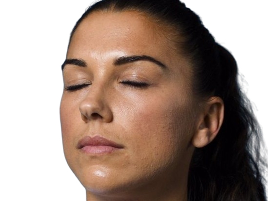 alexandra alex morgan carrasco footballeuse americaine brune yeux bleus femme belle sportive