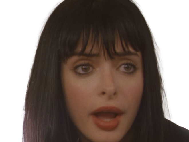patty shesoutofmyleague tropbelle film americain 2010 comedie romantique krysten ritter actrice americaine vingtenaire vingtaine brune
