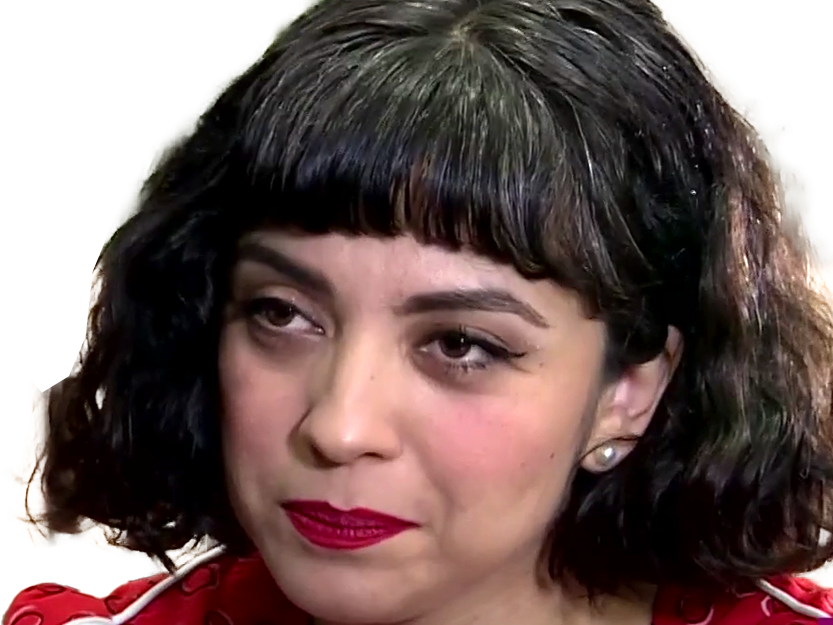 mon laferte norma chanteuse auteure compositrice latine mexicaine chilienne trentaine trentenaire brune femme